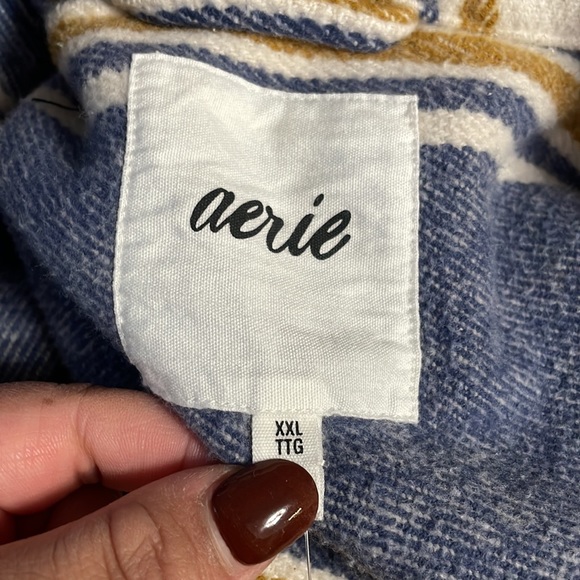 NWT AERIE heavy flannel SHACKET w/ pockets - Picture 7 of 12